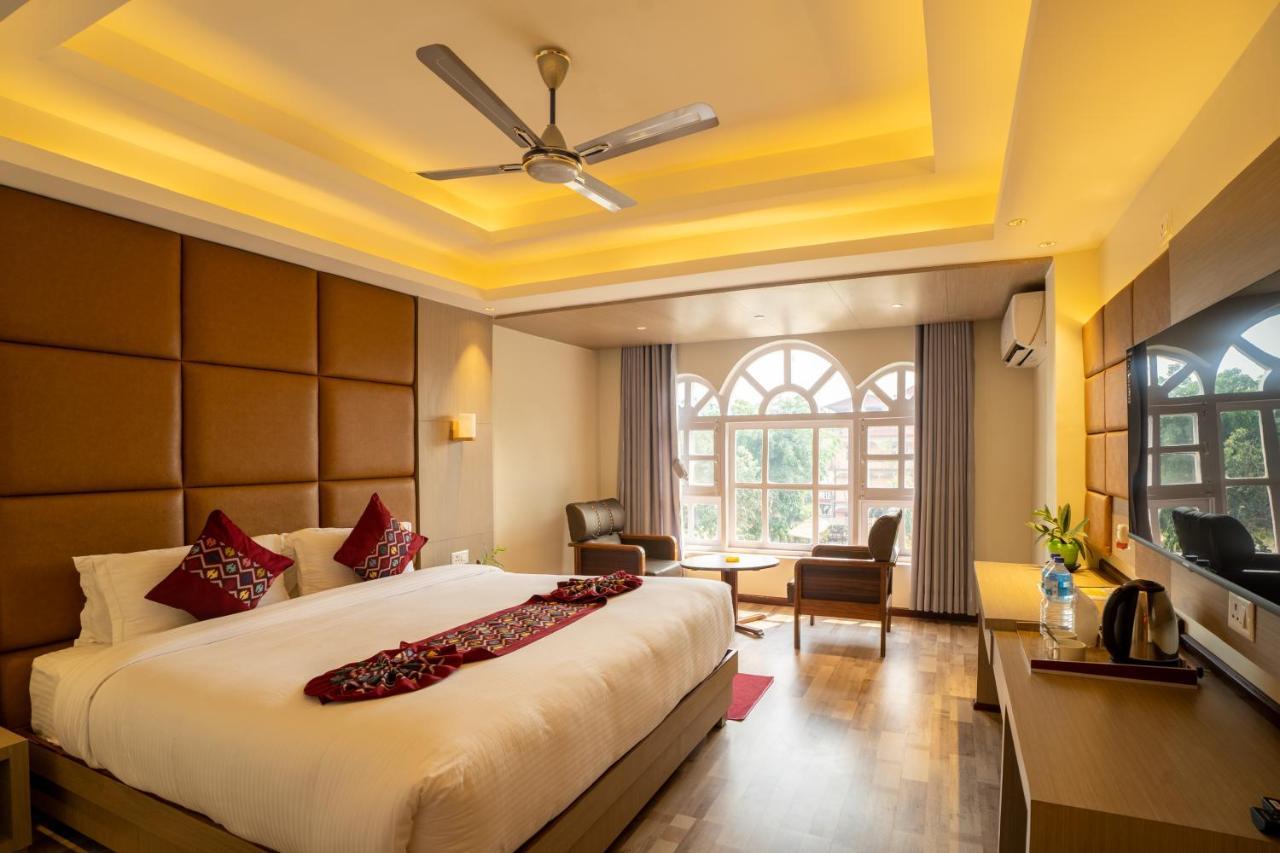 Avocado Orchid Resort Hetauda Esterno foto