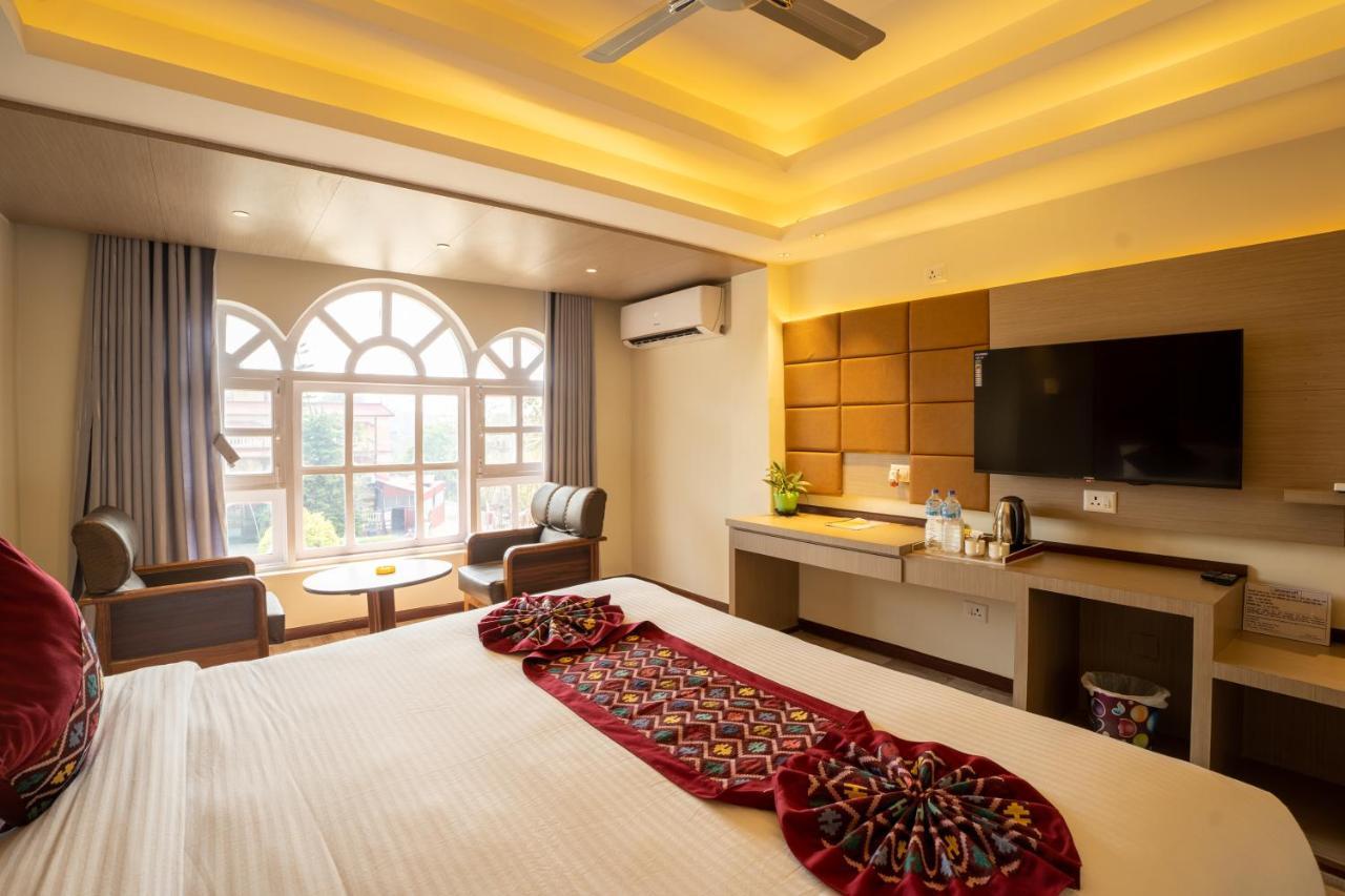 Avocado Orchid Resort Hetauda Esterno foto